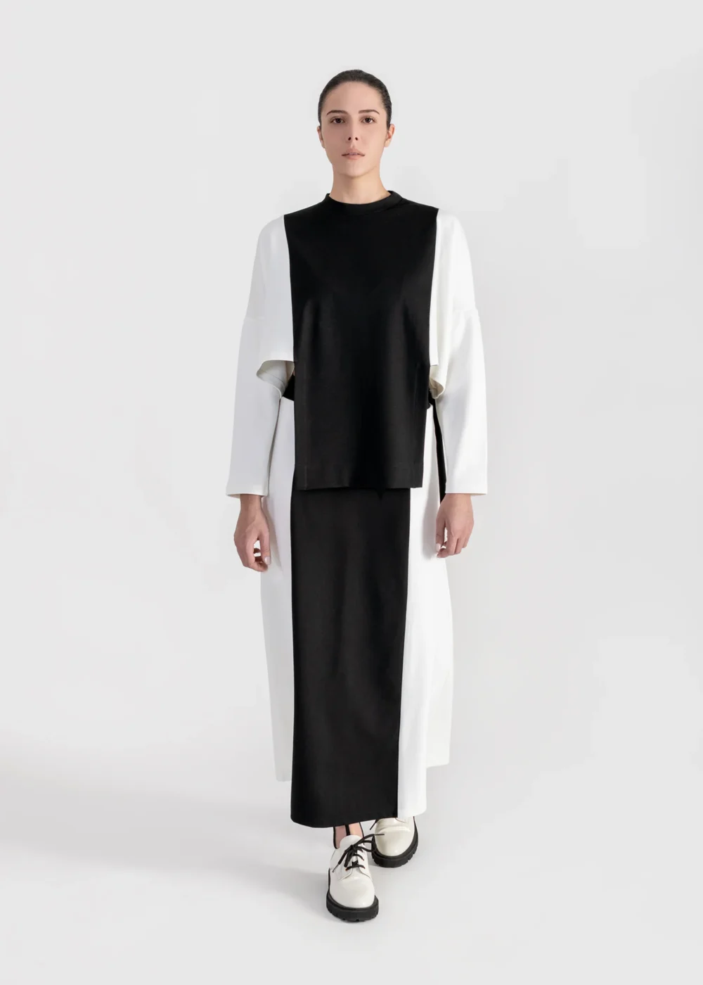 ONIRO | Punto Di Roma Top & Skirt Set